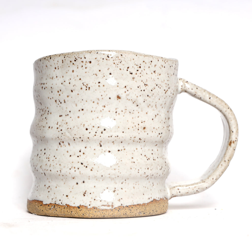 SPECKLED WAVY MUG
