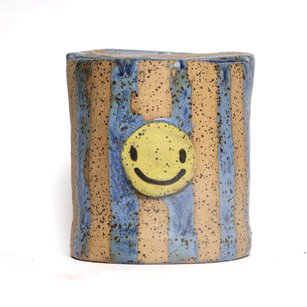 BLUE STRIPPED SMILEY TRAVEL CUP