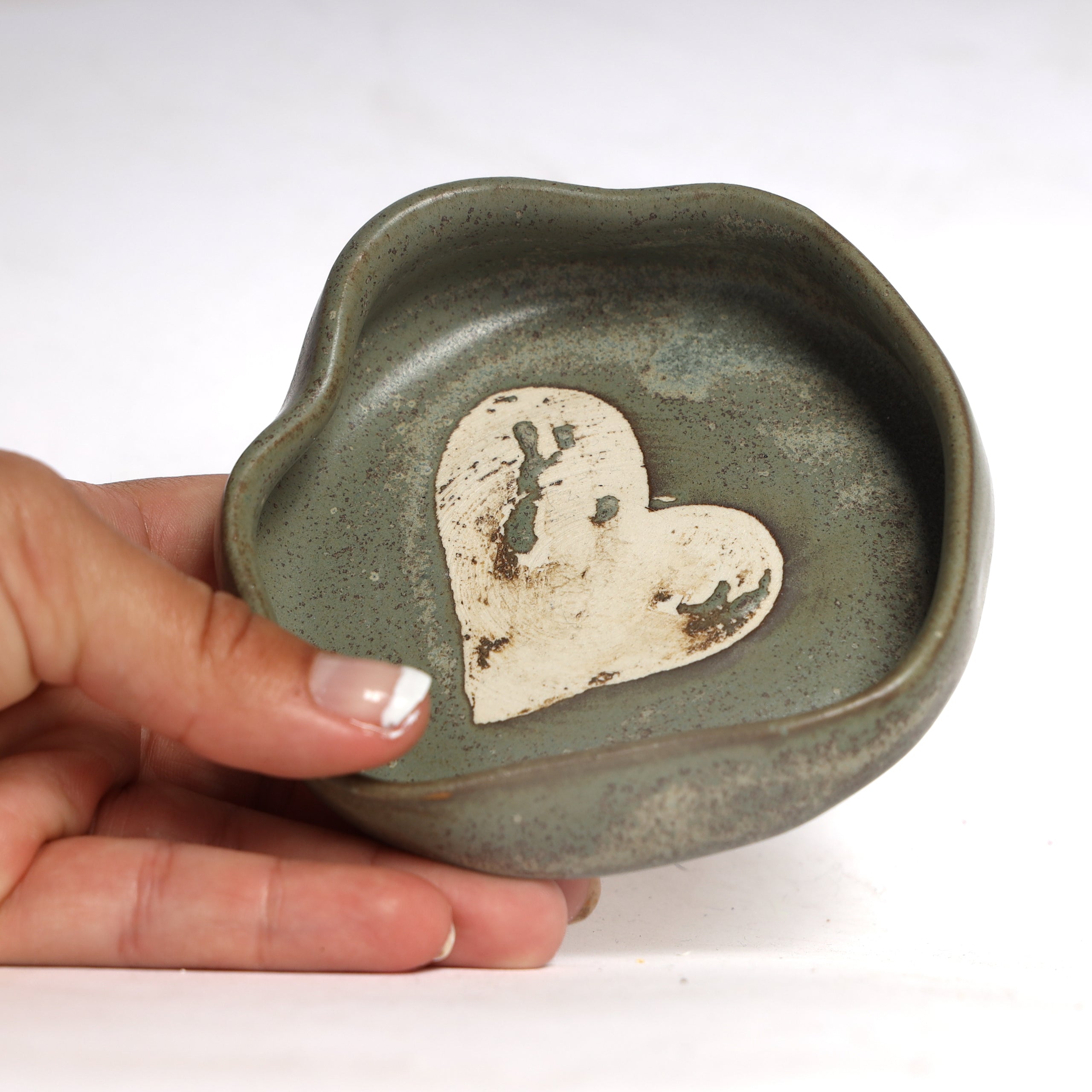 NATURAL HEART RING DISH/ASHTRAY
